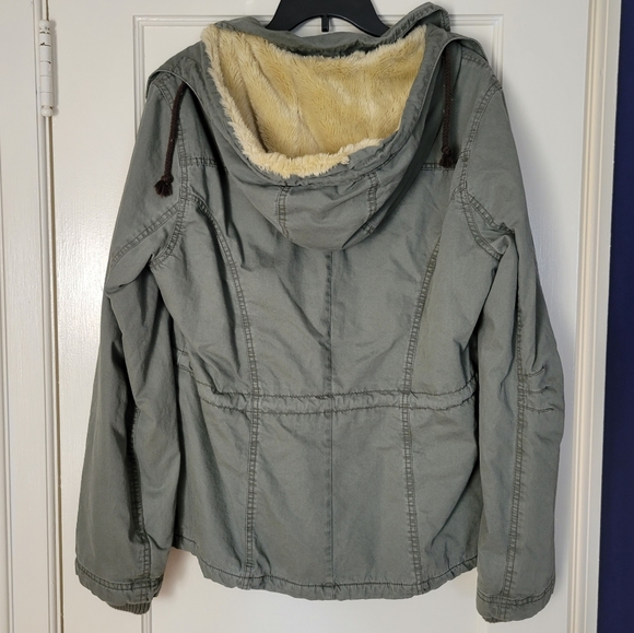 H&M Womens Olive Green Faux Fur Lined Winter Jacket, Size 14, New - Picture 2 of 5